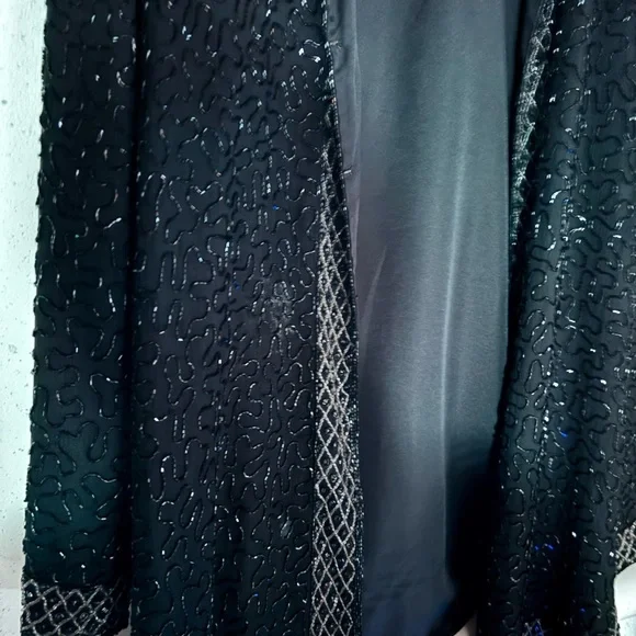 Elegant Black Beaded sparkly Women's formal wear - Picture 5 of 9